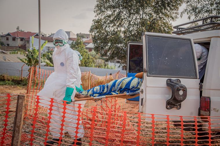 La OMS prevé ensayos de vacunas contra el ébola en la RD Congo antes de noviembre