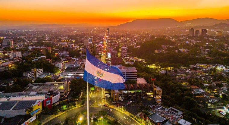 El FMI mejora la proyección de crecimiento del país hasta un 4.5 % para 2026