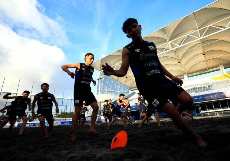 Azules de playa participarán en Copa de Naciones