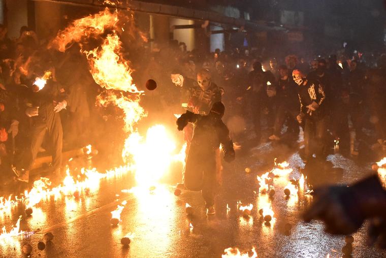 El Salvador celebró los 104 años de las bolas de fuego de Nejapa