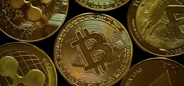 Las remesas en criptomonedas hacia El Salvador suben 35.7% hasta julio, pero siguen en 0.69% del total